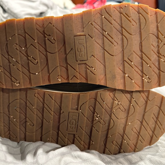 UGG Marin Bootie Suede Sand Tan Womens Shoes US Size 8.5 Boot Sneaker Platform - Picture 6 of 8